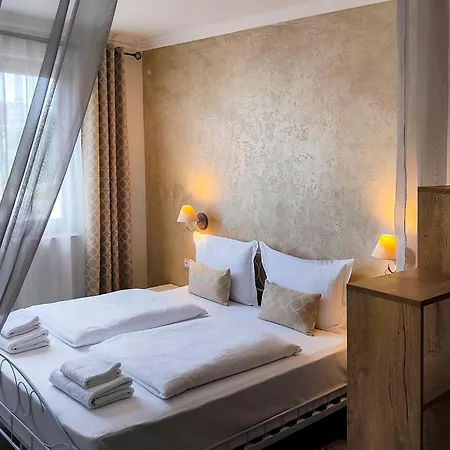 Shahbazian House Apartment