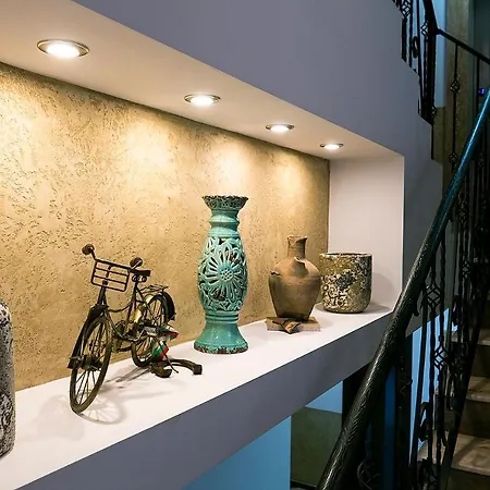 Apartment Shahbazian House *