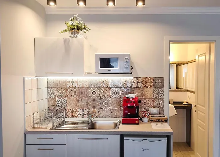 Shahbazian House Apartment *